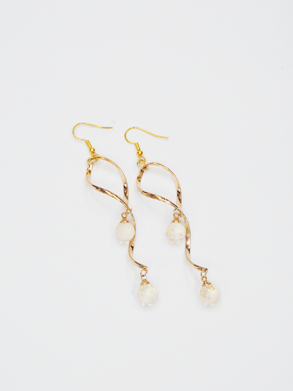 ピアス6